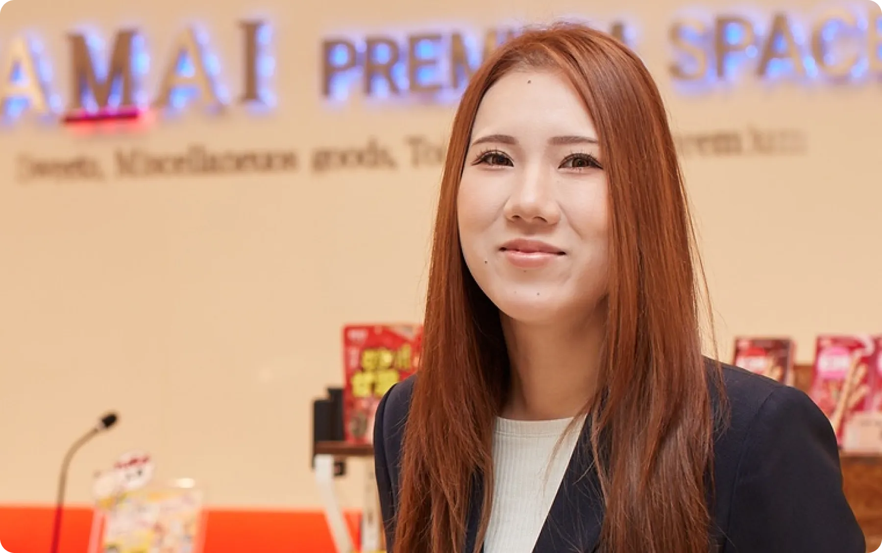 女性社員の画像